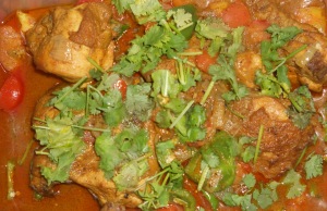 Ayam takari atau masakan seperti kurmak  ayam ini adalah makanan tradisional bagi masyarakat negara Nepal.